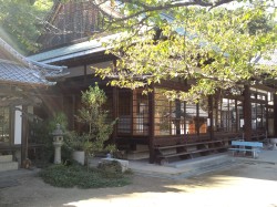 本堂・多賀皇神社”align=